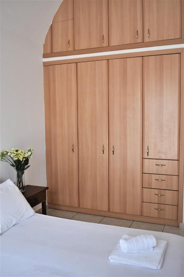 Emorfia Apartment Камари Экстерьер фото