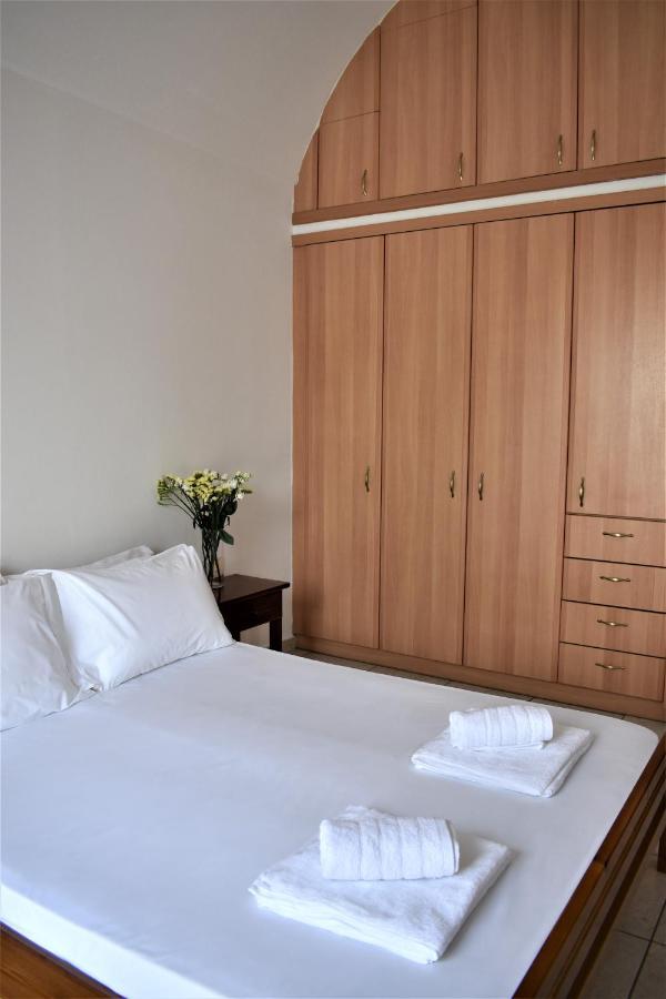 Emorfia Apartment Камари Экстерьер фото