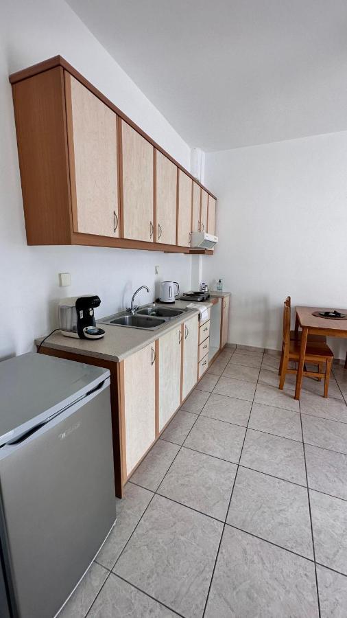 Emorfia Apartment Камари Экстерьер фото